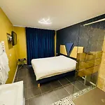 Tatil Evi Domaine De La Palle Pontgibaud