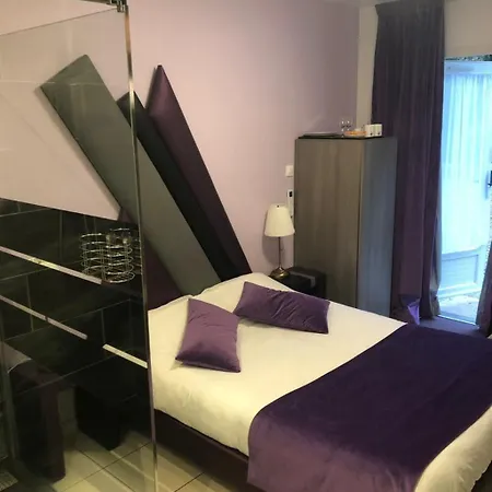 Domaine De La Palle Casa de Férias *