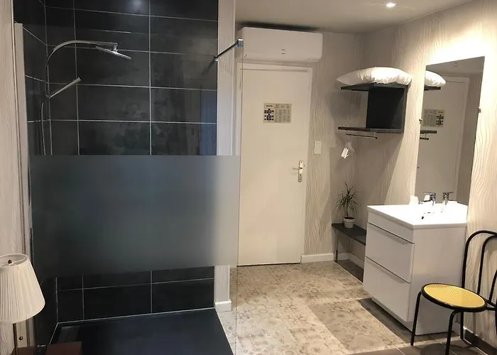 Domaine De La Palle Hébergement de vacances *