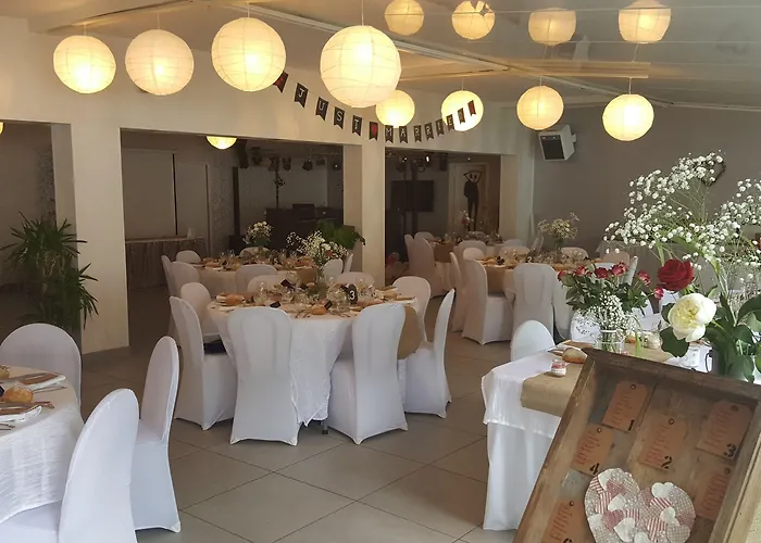 Domaine De La Palle Hébergement de vacances Pontgibaud