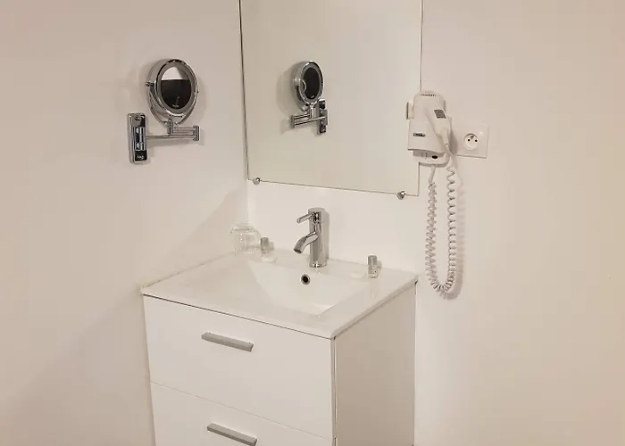 Domaine De La Palle Hébergement de vacances Pontgibaud